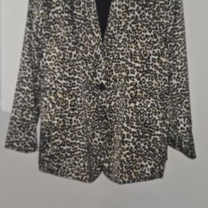 Stylish Leopard Print Blazer for Women